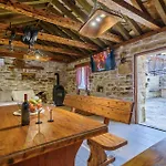 3 Bedroom Awesome In Dom wakacyjny *