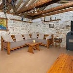Σπίτι διακοπών 3 Bedroom Pet Friendly In *