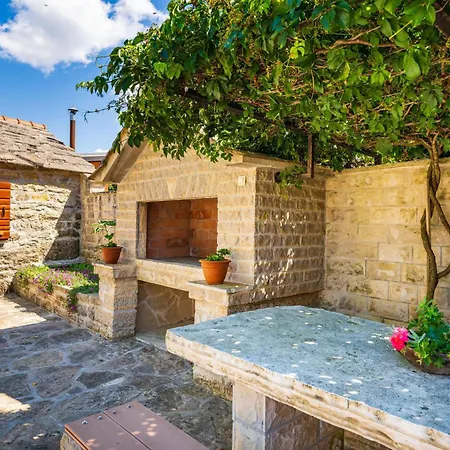 Semesterbostad 3 Bedroom Pet Friendly In *