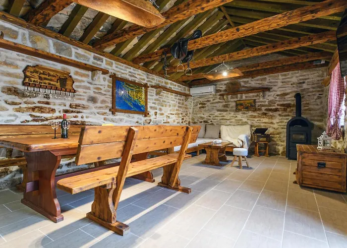 Semesterbostad 3 Bedroom Pet Friendly In