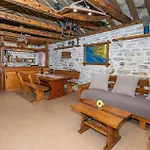 度假居 3 Bedroom Pet Friendly In *