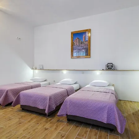 3 Bedroom Awesome In