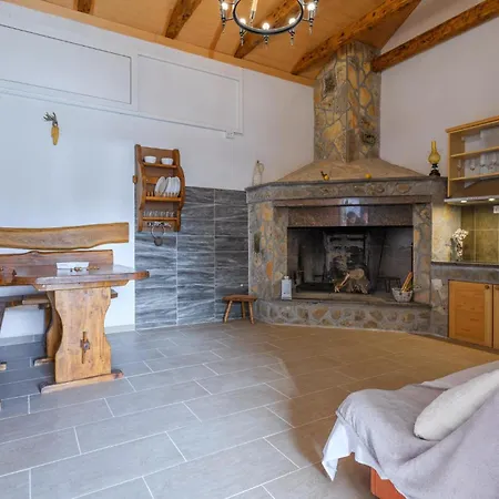 3 Bedroom Awesome In * Medvida